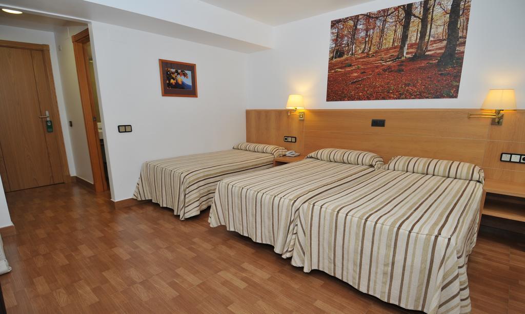 Hotel Lacreu Salardú Exteriör bild