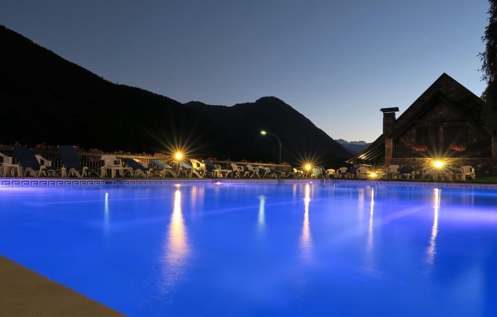 Hotel Lacreu Salardú Exteriör bild