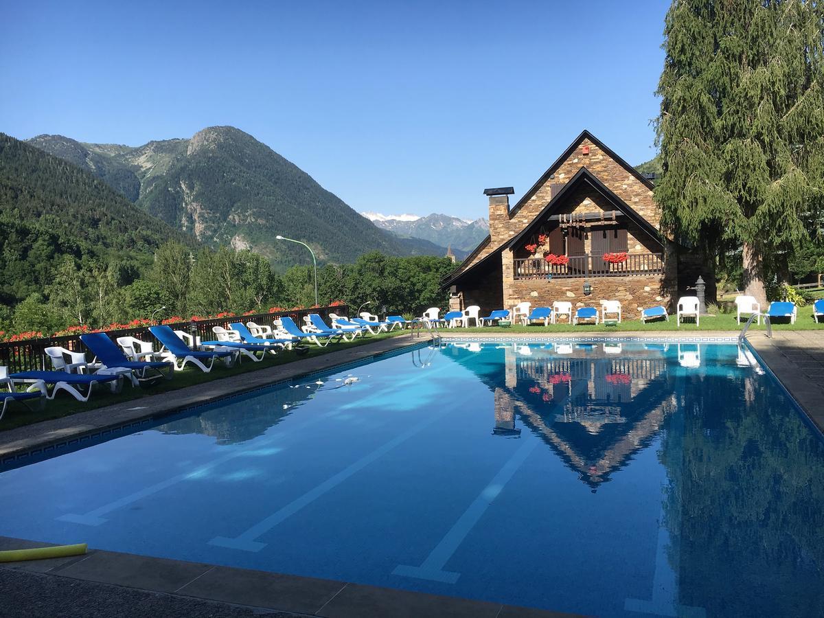 Hotel Lacreu Salardú Exteriör bild